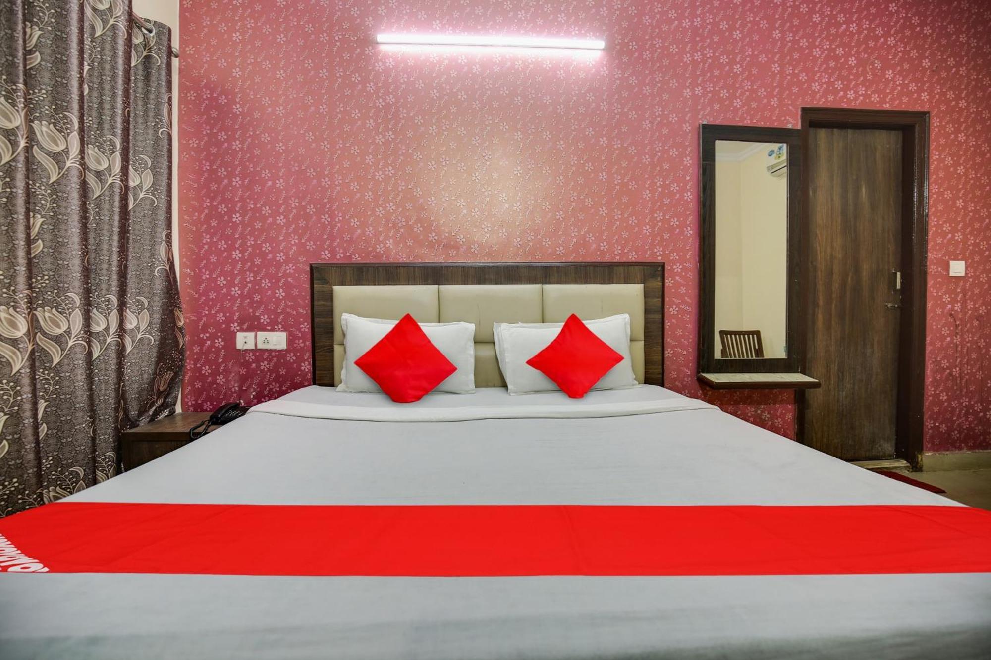 Hotel O Royal Mohali المظهر الخارجي الصورة